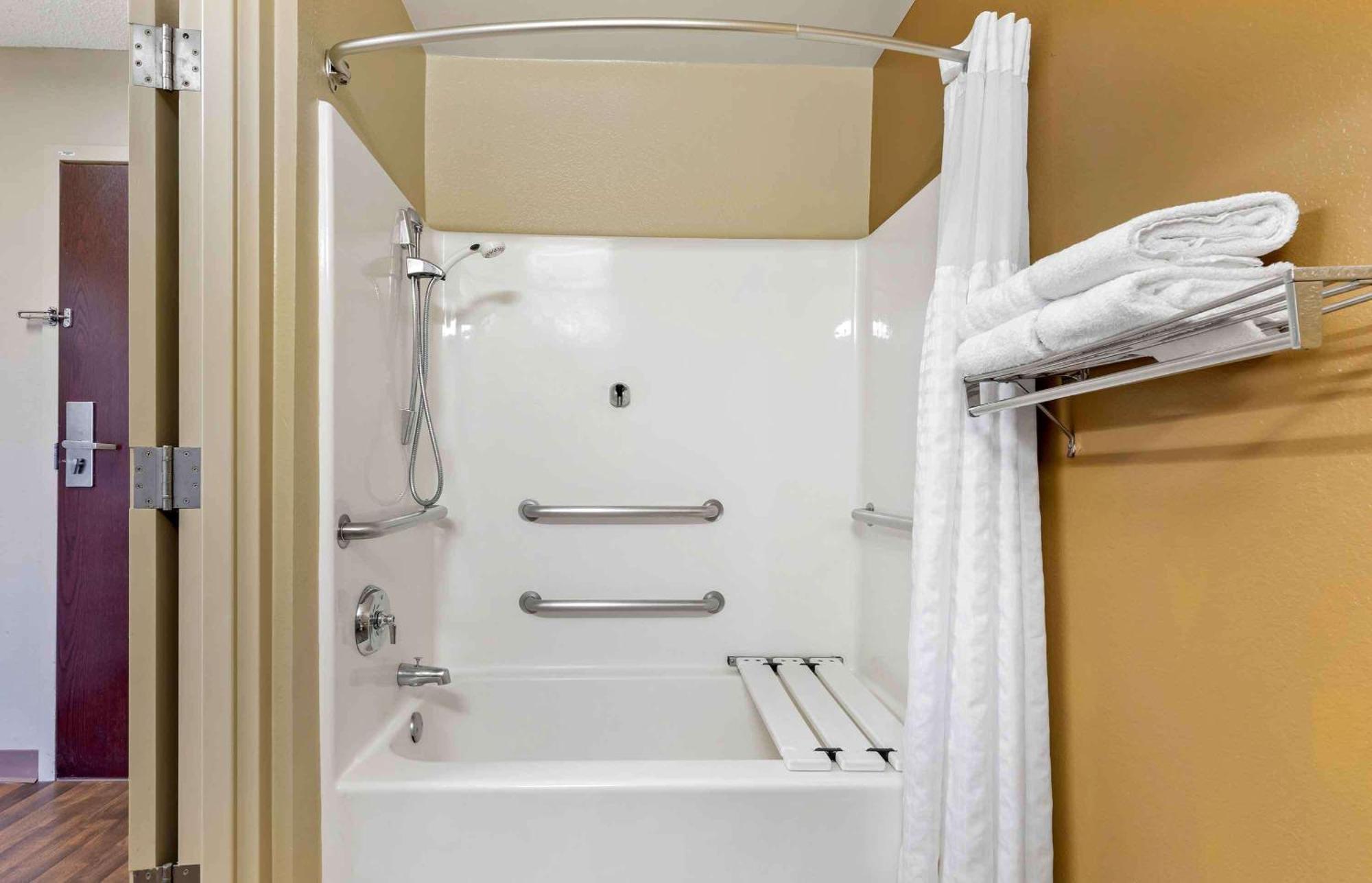 Extended Stay America Suites - Cleveland - Beachwood - Orange Place - South Екстериор снимка