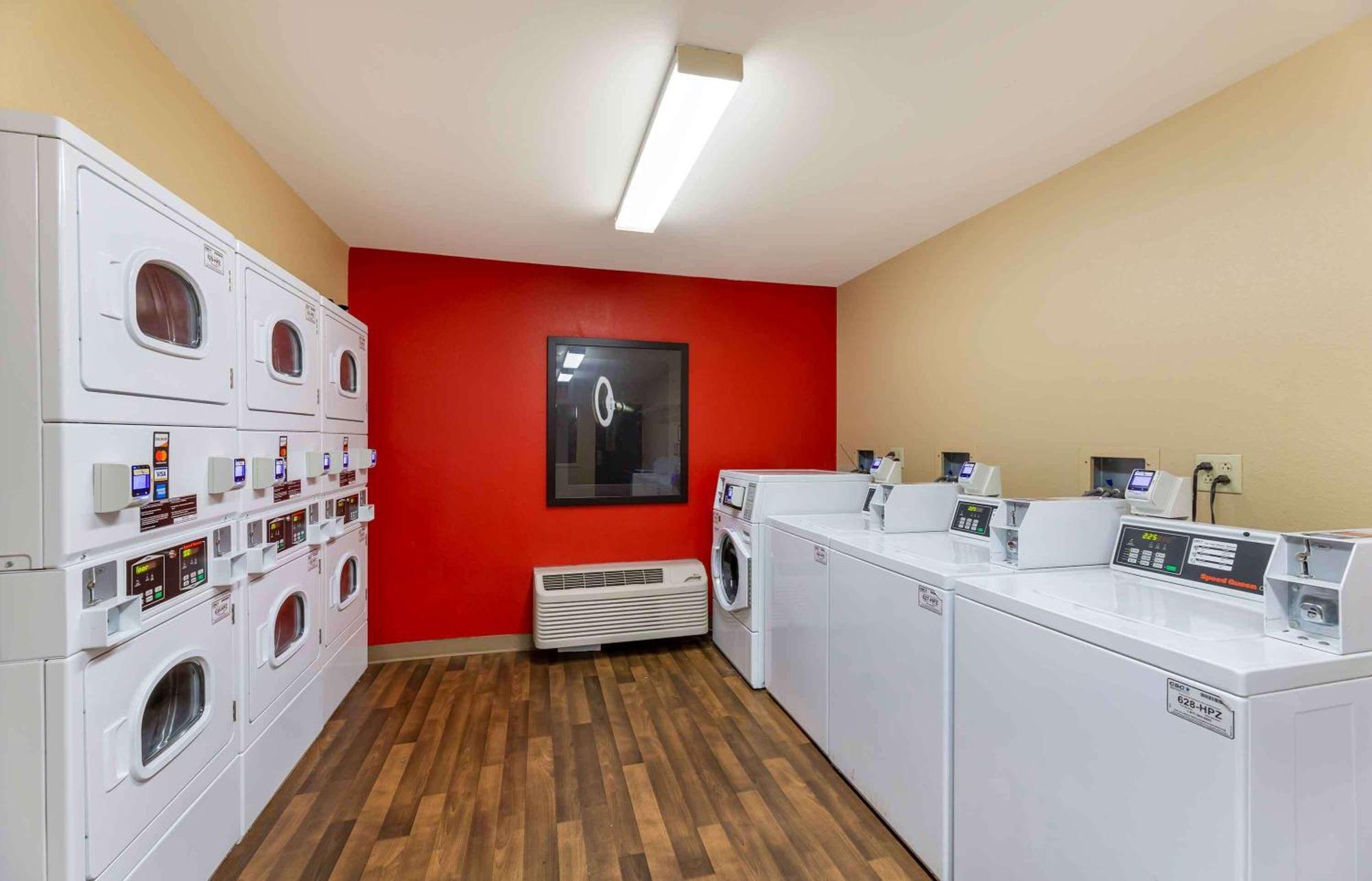 Extended Stay America Suites - Cleveland - Beachwood - Orange Place - South Екстериор снимка