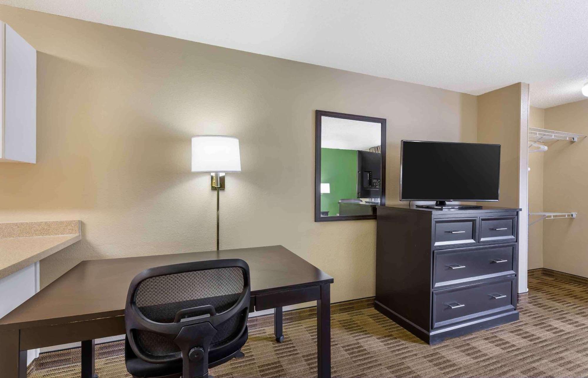 Extended Stay America Suites - Cleveland - Beachwood - Orange Place - South Екстериор снимка