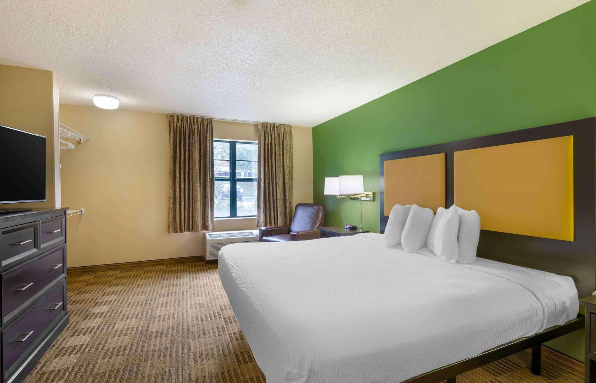 Extended Stay America Suites - Cleveland - Beachwood - Orange Place - South Екстериор снимка