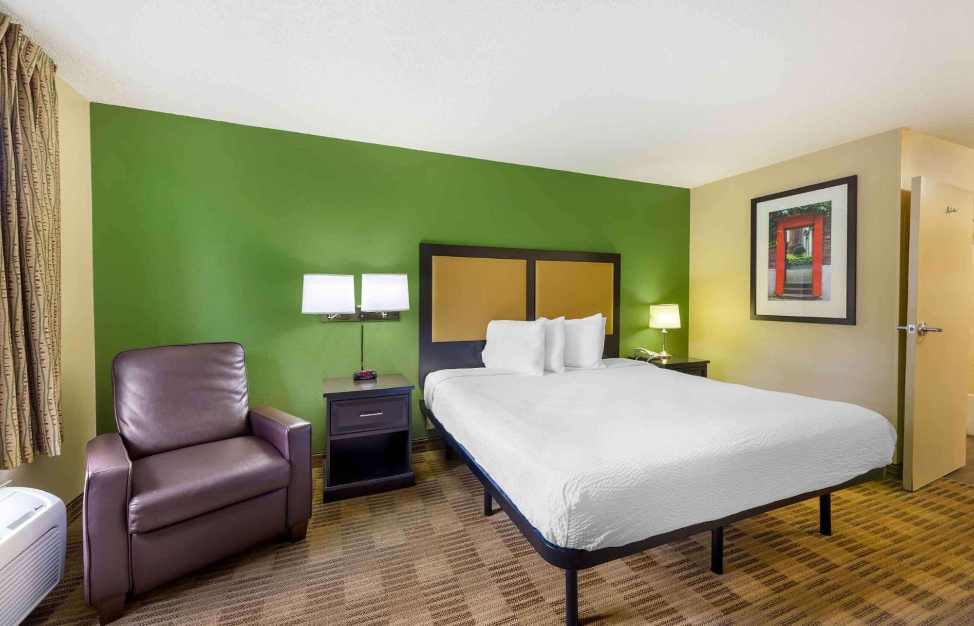 Extended Stay America Suites - Cleveland - Beachwood - Orange Place - South Екстериор снимка